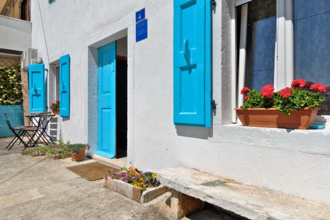 Apartmani Anna Umag Exterior photo